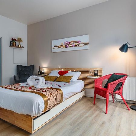 Havre De Paix Jacuzzi Appartement Asnières Buitenkant foto