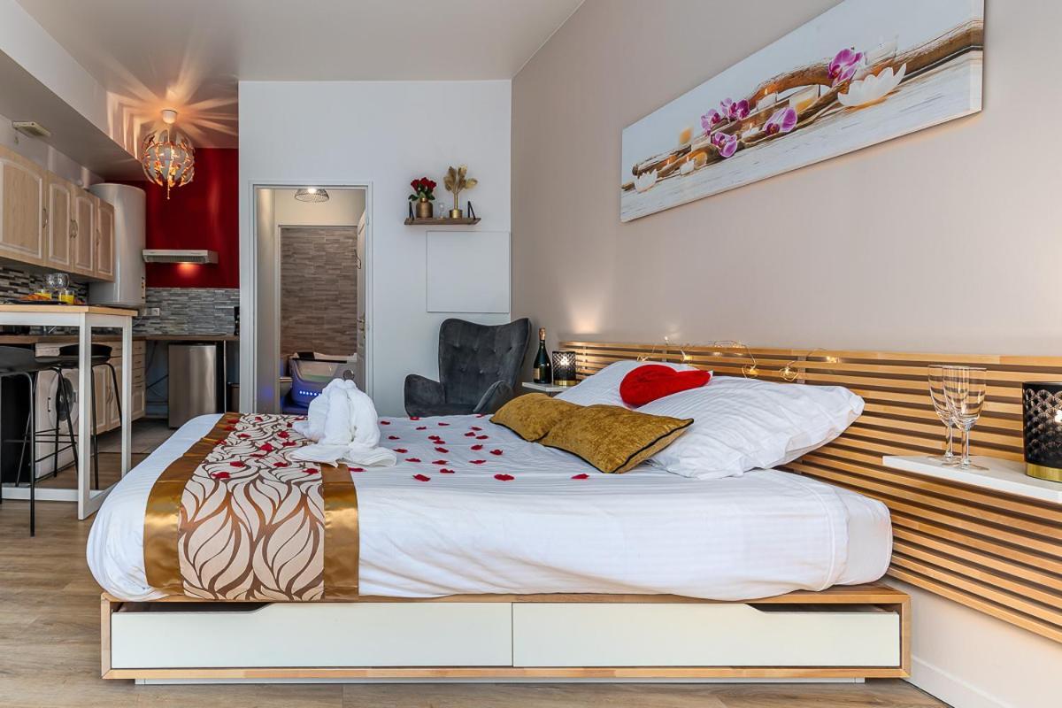 Havre De Paix Jacuzzi Appartement Asnières Buitenkant foto